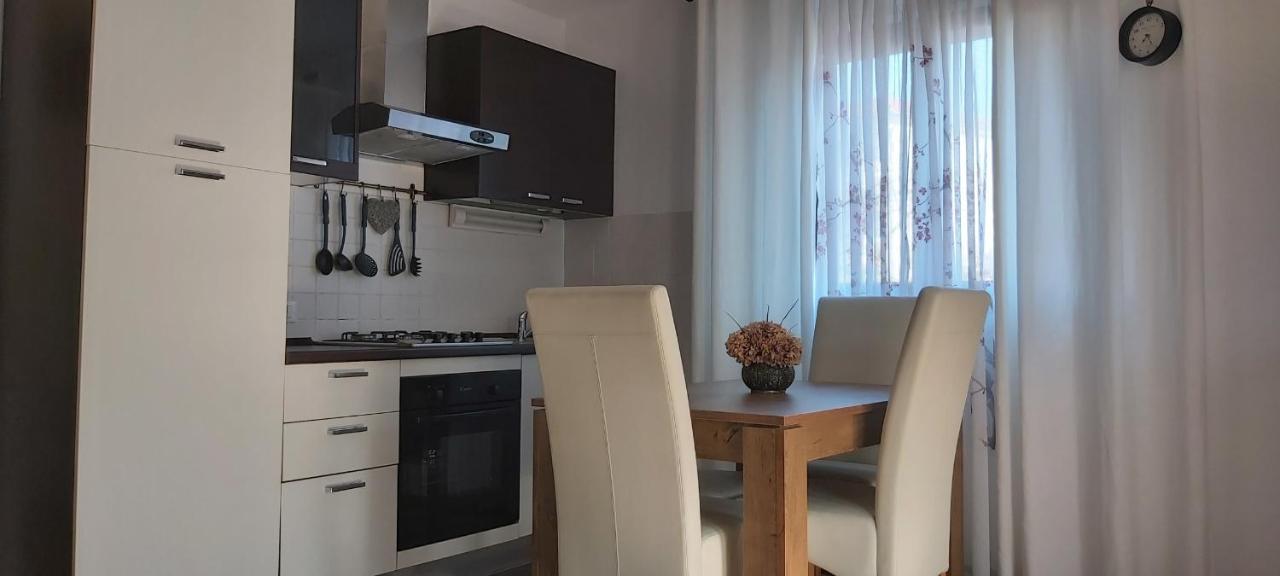 Iva Apartment Njivice