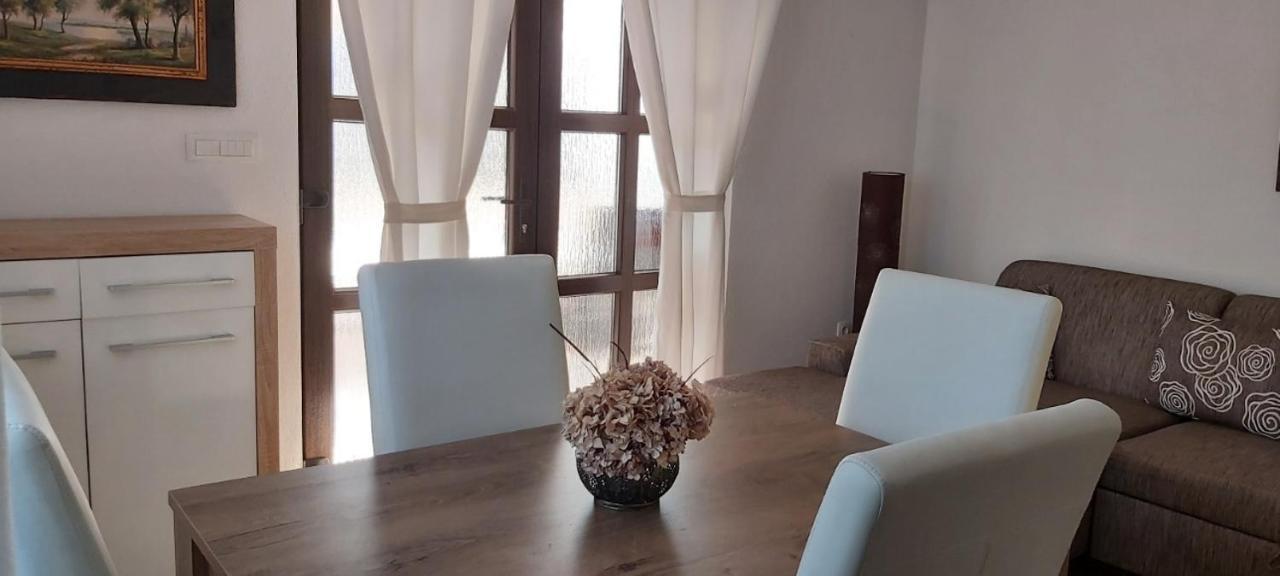 Iva Apartment