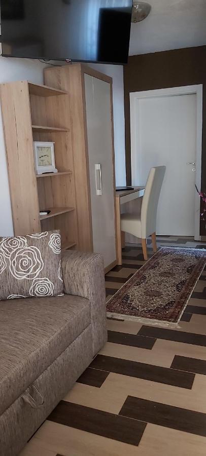 Iva Apartment *